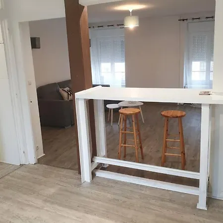 Appartement Centre Equeurdreville * שרבורג